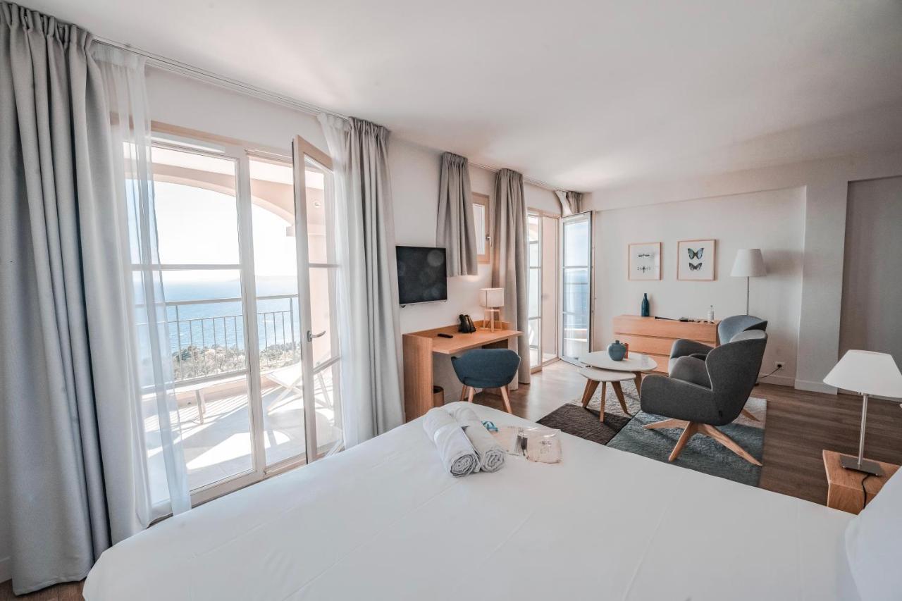 顿斯别墅酒店 Le Le Rayol-Canadel-sur-Mer 外观 照片