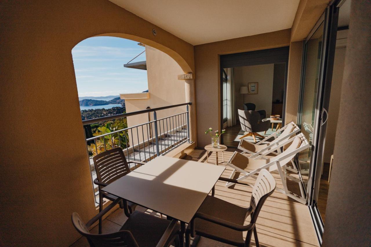 顿斯别墅酒店 Le Le Rayol-Canadel-sur-Mer 外观 照片