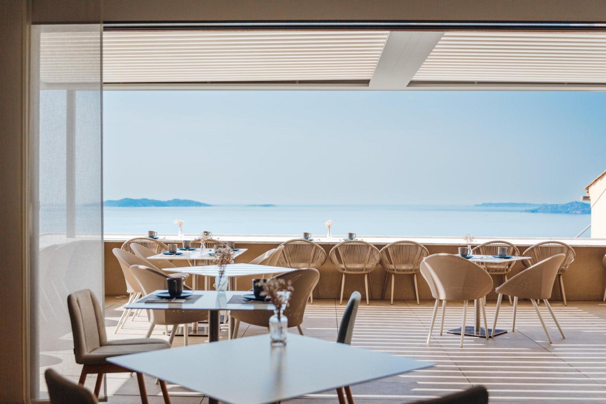 顿斯别墅酒店 Le Le Rayol-Canadel-sur-Mer 外观 照片